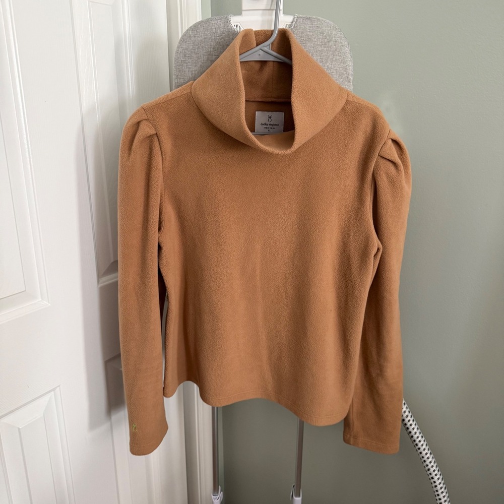 Dudley Stephens Fleece Turtleneck XL Camel Tan Puff Sleeve Quiet Luxury Preppy
